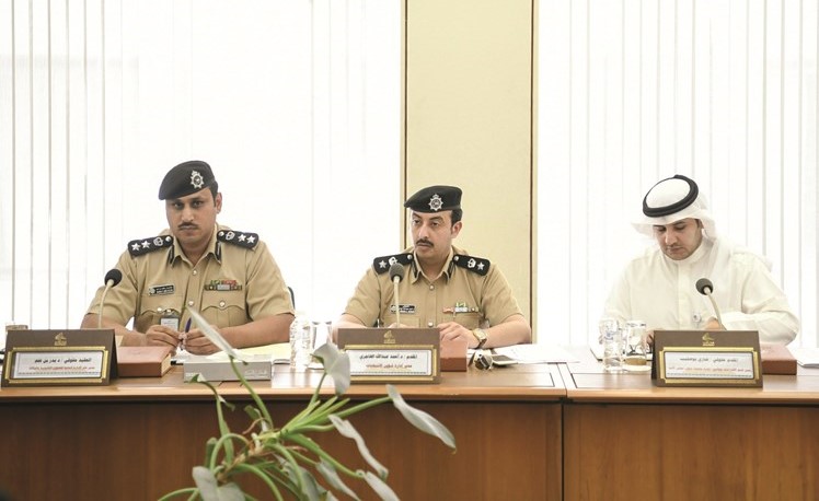 ممثلو وزارة الداخلية اثناء الاجتماع﻿