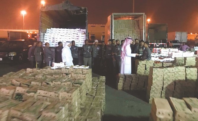 اعضاء اللجنة خلال الحملة ﻿