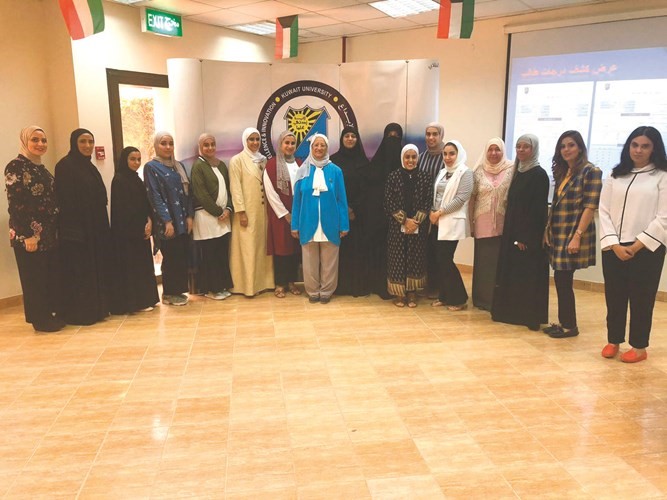 «الجامعة» تنظم ورشة الإرشاد وكيفية حساب المعدل للطلبة المتعثرين دراسياً