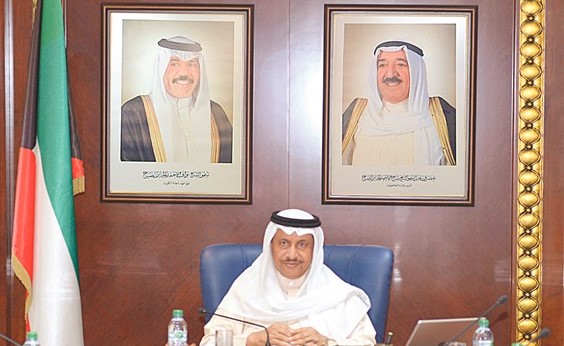 سمو رئيس الوزراء الشيخ جابر المبارك خلال الاجتماع ﻿