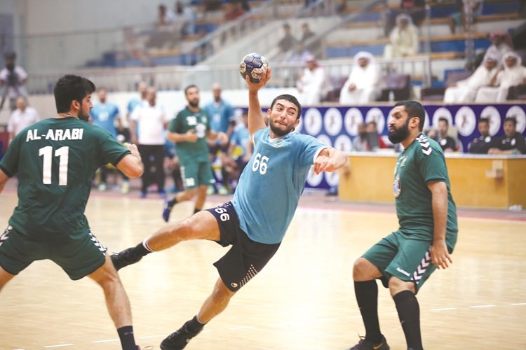 لاعب السالمية عبدالرحمن سند قوة ضاربة في الخط الخلفي﻿