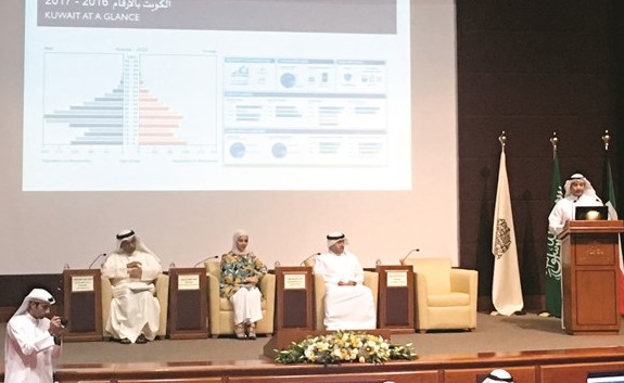الجانب الكويتي يستعرض وضع الكويت الاقتصادي والتجاري﻿