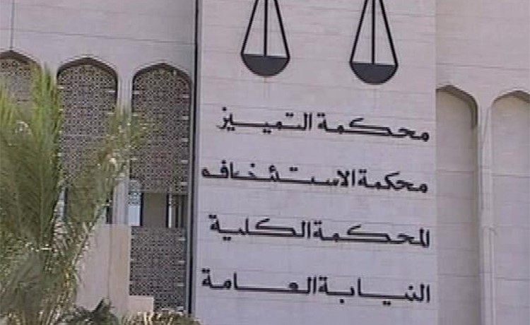 فزعة ضابط لمكفوله الآسيوي ضد سكرتير نائب تحيله إلى النيابة
