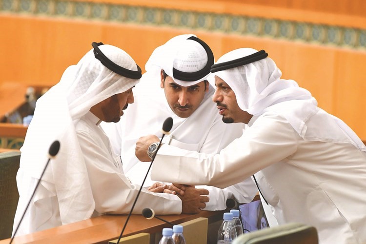 ماجد المطيري وفراج العربيد وعلي الدقباسي﻿