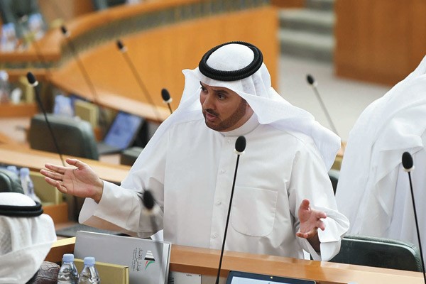 حمدان العازمي ومداخلة في جلسة أمس