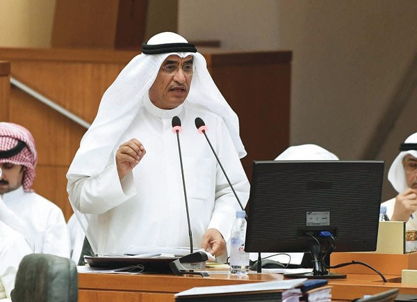 الوزير م. بخيت الرشيدي يرد على طروحات المستجوبيْن