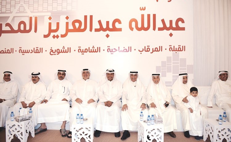 د.حمد المطر في مقدمة الحضور بالمقر الانتخابي للمرشح عبدالله المحري	(محمد هنداوي) ﻿
