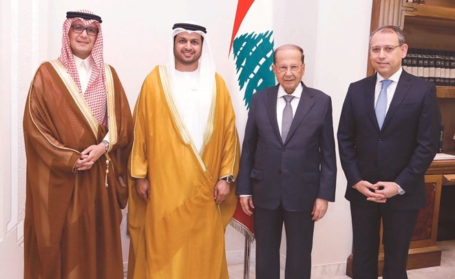 الرئيس العماد ميشال عون مستقبلا سفراء مصر نزيه النجاري والإمارات حمد الشامسي والوزير المفوض القائم بأعمال السفارة السعودية وليد البخاري	(محمود الطويل)﻿