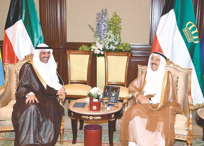صاحب السمو الأمير الشيخ صباح الأحمد مستقبلا رئيس مجلس الأمة مرزوق الغانم ﻿