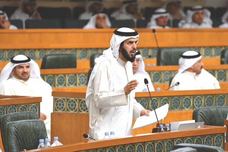 د.عادل الدمخي﻿
