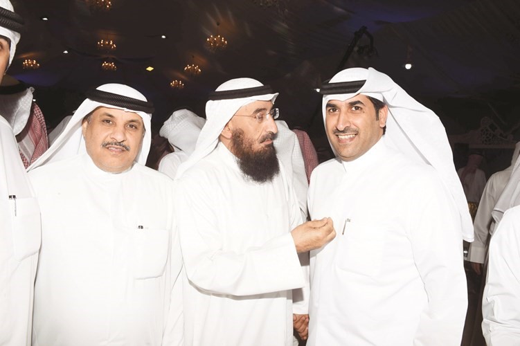 النائب فراج العربيد وعدد من الحضور﻿