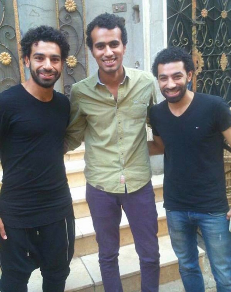 هكذا أصبح شاب مصري نجما في صحف عالمية بسبب محمد صلاح