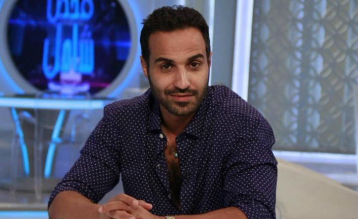 بالفيديو.. ممثل مصري: كنت شاهدا على عقد طلاق والدي ووالدتي