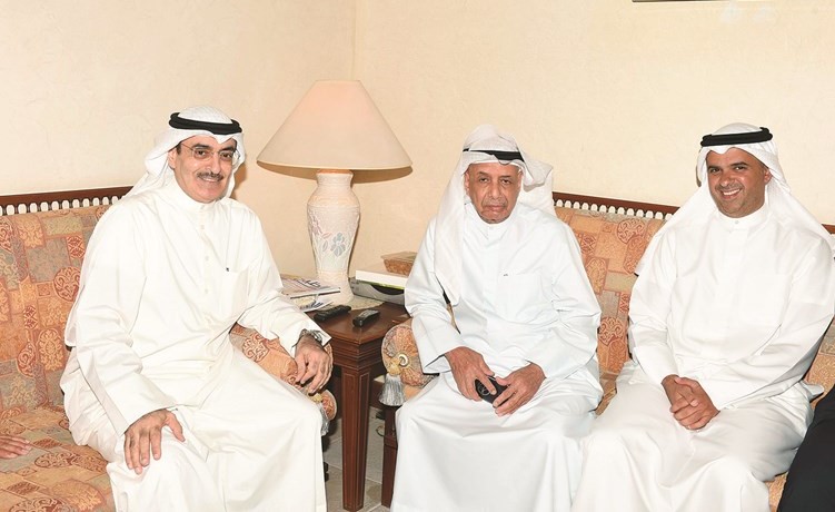 عبدالله الملا وعبداللطيف الروضان ﻿