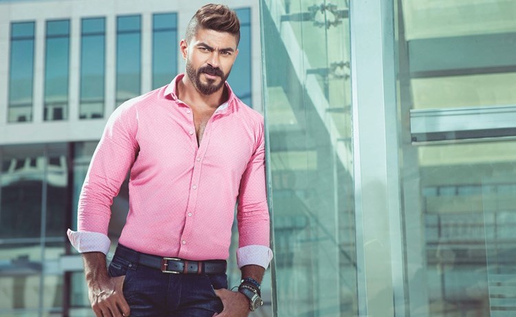 خالد سليم يبكي على الهواء.. ويؤكد تعرضت للسرقة!