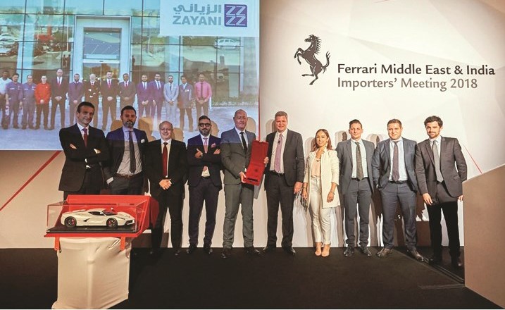 ستيف براون متسلما جائزة أفضل وكيل﻿