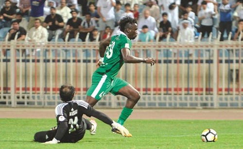 الكاظمي: العربي جدير بالنهائي