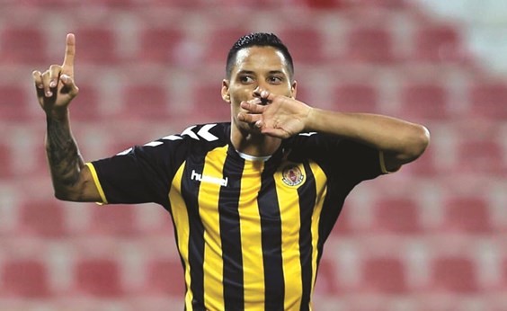 فابيانو في آخر مباراة له مع ناديه قطر أمام الوكرة في كأس أمير قطر﻿