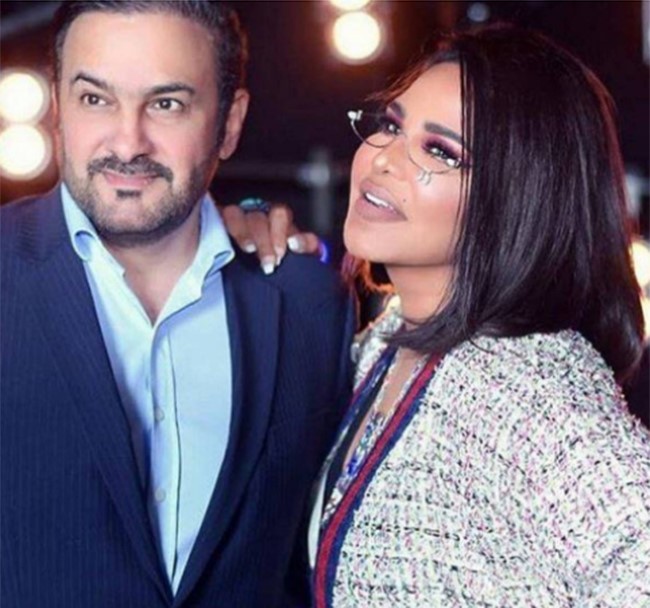 بالصور.. زوج أحلام يخطف الأنظار في The voice.. وهذا ما يفعله في الكواليس