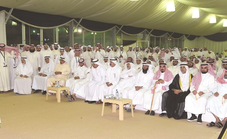 جانب من الحضور في المقر الانتخابي لفراج الحجرف        (محمد هاشم) ﻿