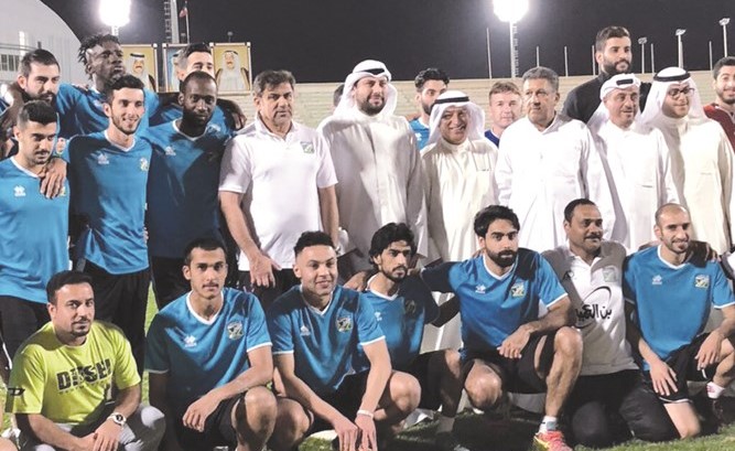 التفاف عرباوي حول الفريق الاخضر في نهائي الكأس امام العميد﻿
