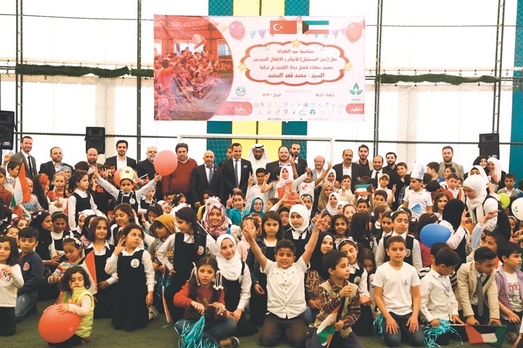 الاحتفال بالأيتام السوريين في اسطنبول﻿