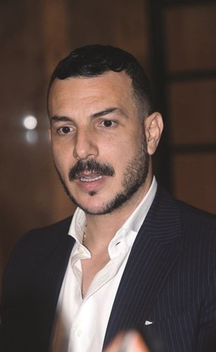 باسل خياط﻿