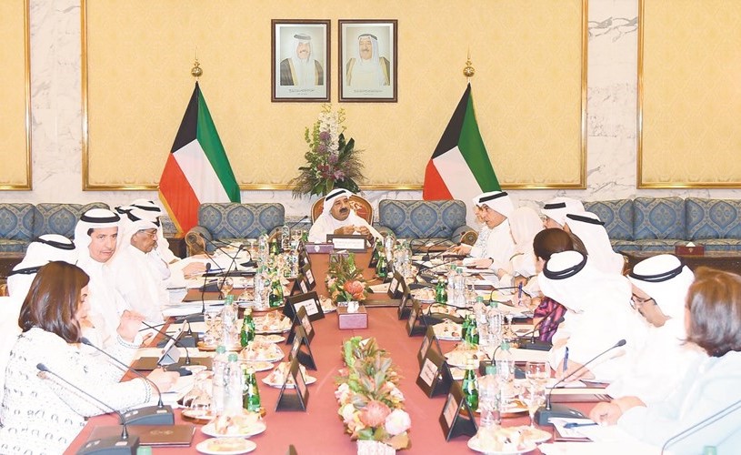 الشيخ ناصر صباح الاحمد مترئسا اجتماع المجلس الأعلى للتخطيط﻿