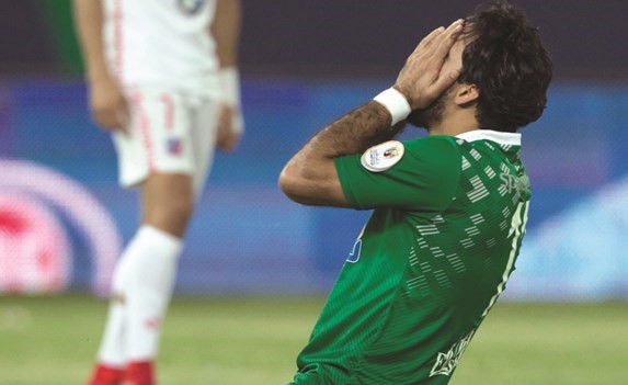 العبكل: ملفات محترفي العربي إلى الإدارة