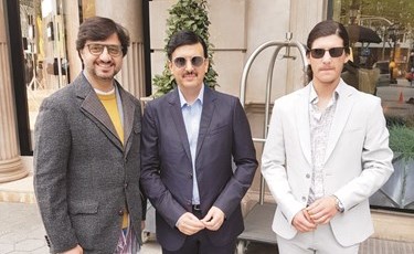 في ضيافتهم مع الأمير عبدالرحمن بن عبدالعزيز﻿