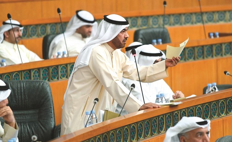 علي الدقباسي معارضا لطرح الثقة بالرشيدي﻿