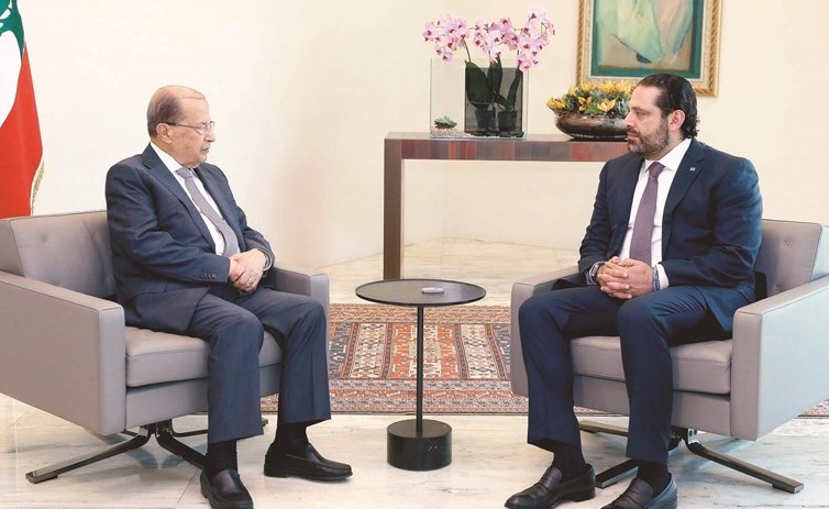 الرئيس العماد ميشال عون مستقبلا رئيس الحكومة سعد الحريري في بعبدا	(محمود الطويل)﻿