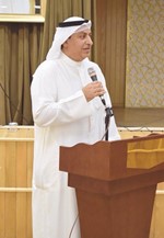 اللافي متحدثا في الحفل﻿