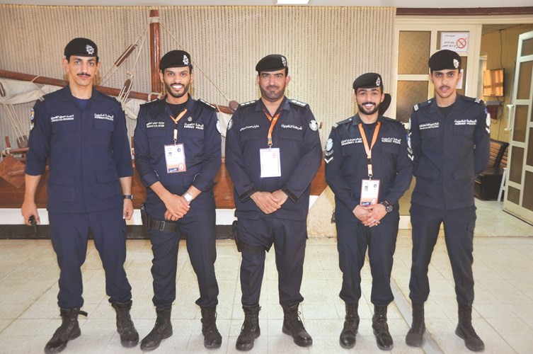رجال الشرطة وجهود مميزة لتأمين العرس الانتخابي ﻿