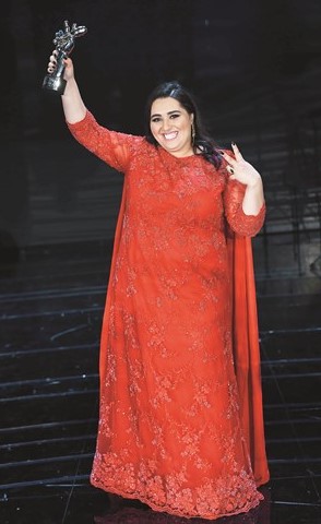 أحلام لـ«دموع»: مبروك .. عروسة «The Voice»