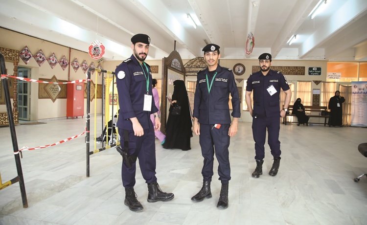 رجال الداخلية بذلوا جهودا كبيرة لتامين الانتخابات﻿