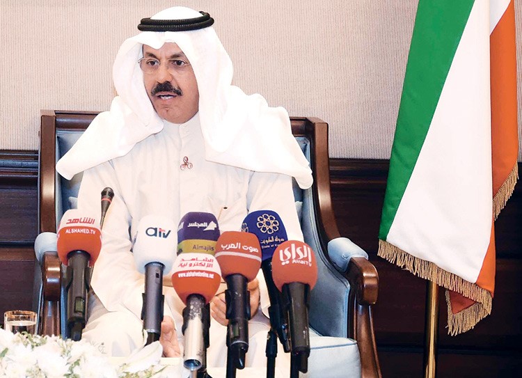 بالفيديو.. محافظة حولي تطلق مبادرة لتطوير مواقف انتظار الحافلات باستخدام الطاقة البديلة
