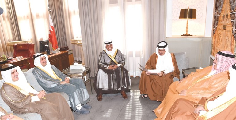 مبعوث صاحب السمو يسلم رسالة خطية من سموه لملك البحرين تسلمها صاحب السمو الملكي الأمير﻿﻿سلمان بن حمد آل خليفة﻿