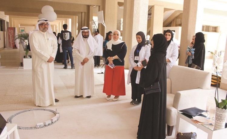 «العلوم الحياتية» تقيم فعالية «SLP DAY»