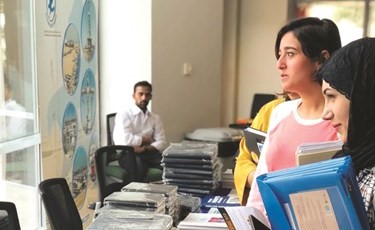 جانب من معرض الكتاب ﻿