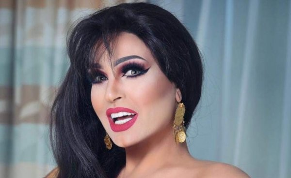 فيفي عبده أصغر بثلاثين عاما في أحدث جلسة تصوير..فوتوشوب أم خضعت للتجميل؟