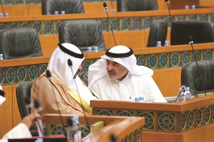 الشيخ صباح الخالد وصالح عاشور﻿