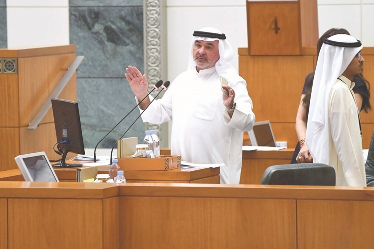 صالح عاشور﻿