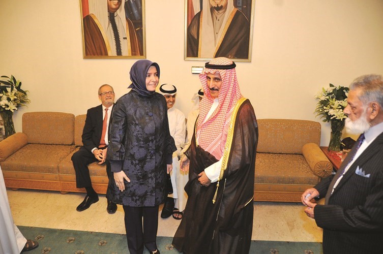 السفيرة التركية عائشة كويتاك مهنئة ﻿
