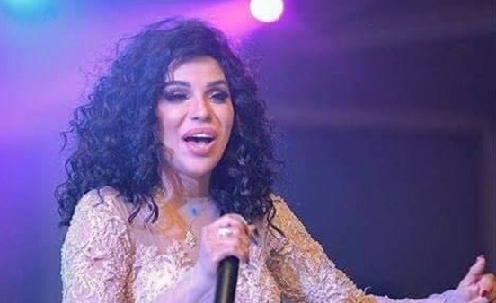 بالفيديو.. فنانة عربية تعترف بإجراء 106 عمليات تجميل