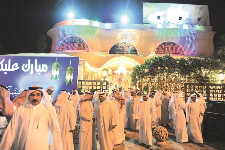 المهنئون في رمضان في ديوان العنزي﻿