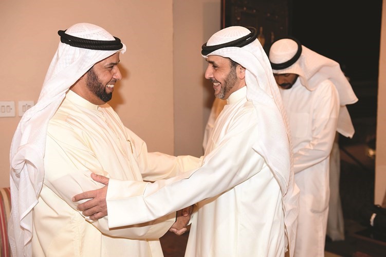 عبدالسلام الرندي يتلقى التهاني ﻿