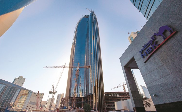 الفليج: «الوطني» الأول في تبني الحلول الرقمية بين بنوك المنطقة
