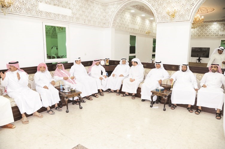 جانب من الحضور في ديوان خالد العتيبي﻿