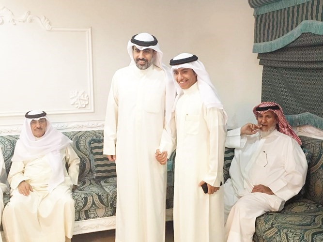 علي الخميس وضاري السعيدي ﻿
